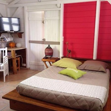 Charmant Bungalow Un P'Tit Coin De Paradis Saint-Francois  Extérieur photo