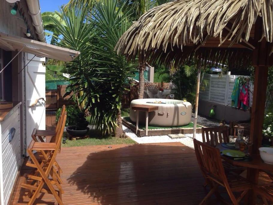 Charmant Bungalow Un P'Tit Coin De Paradis Saint-Francois  Extérieur photo