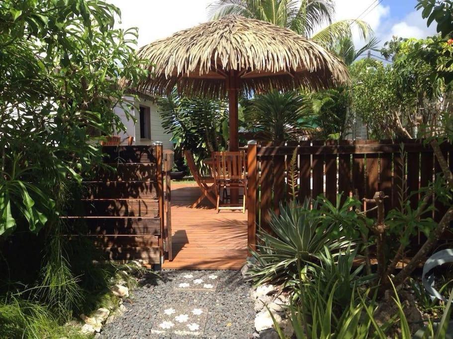 Charmant Bungalow Un P'Tit Coin De Paradis Saint-Francois  Extérieur photo
